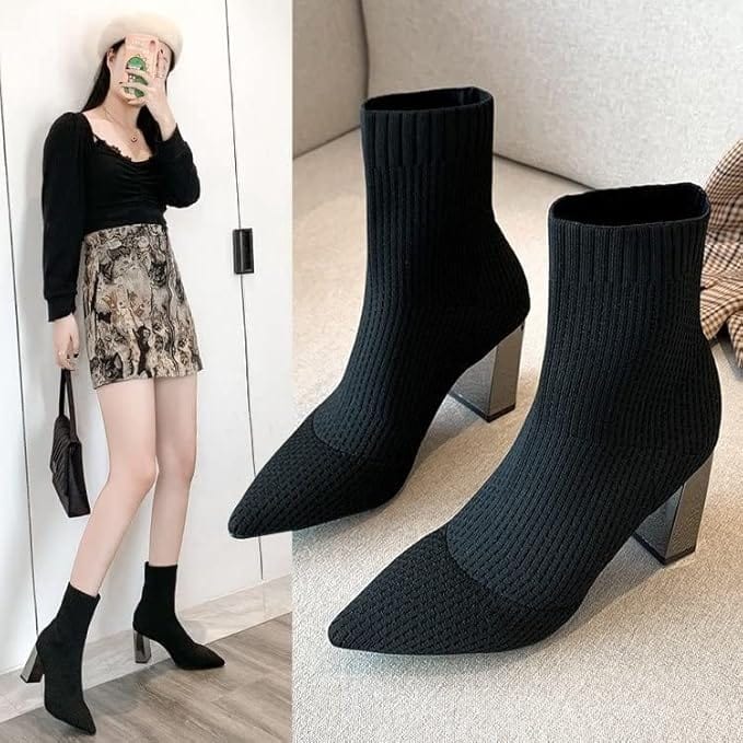 Elegante Women's All-Season Healed Boots