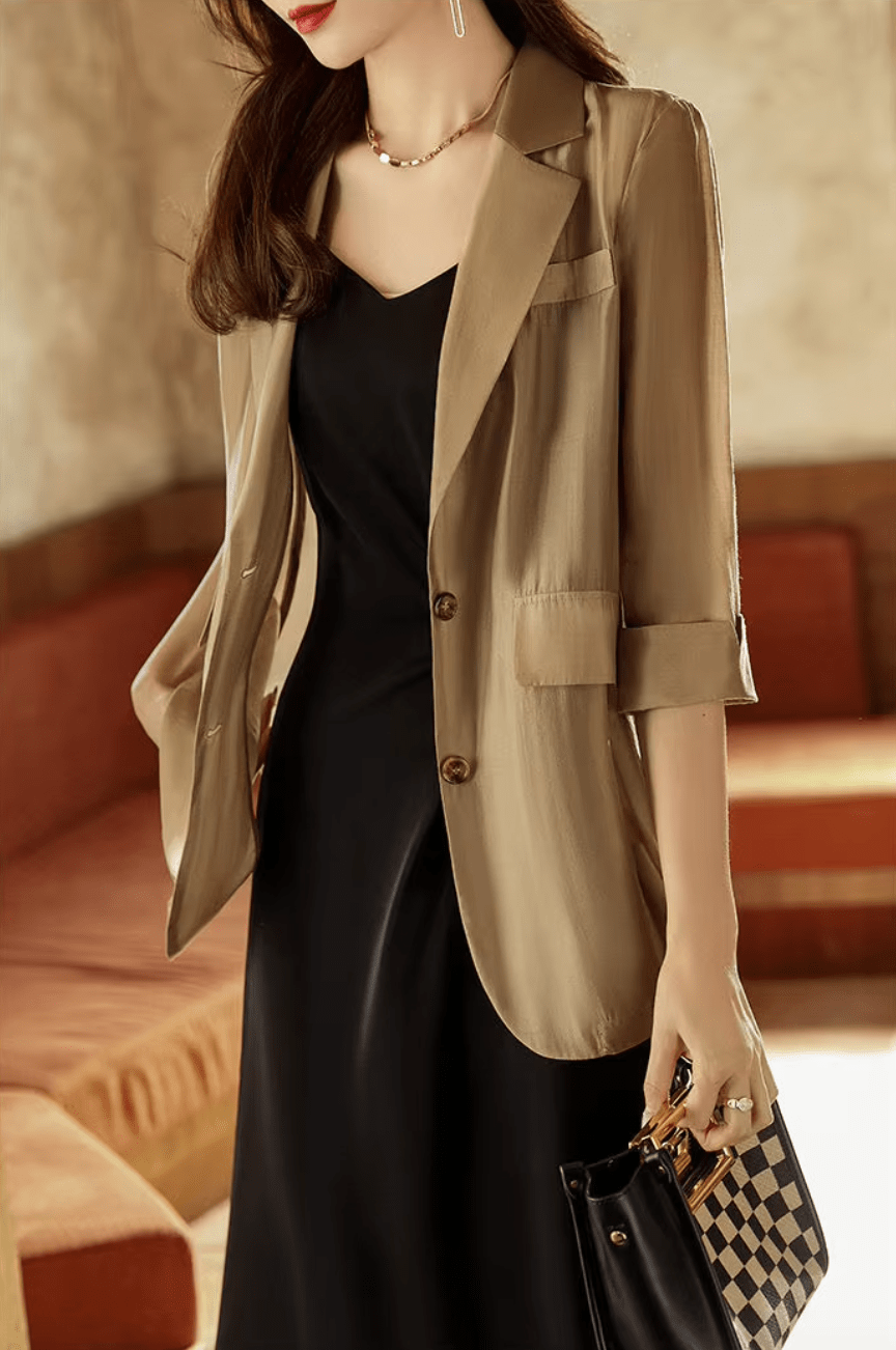 Vinthentic's Lightweight All-Season Sun Protection Suit Coat